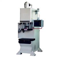 �߾����ŷ��͉����ΙC