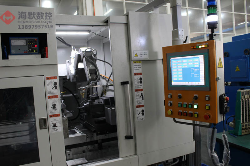 ĥ���{���s�C���ה��؃ȈAĥ�������c